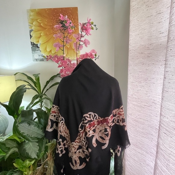 Chanel  Silk/Wool Wrap/Shawl Scarf. - Picture 5 of 16